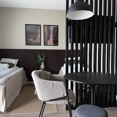 アパート Calm Design With Balcony & Parking